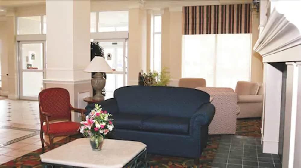 Hilton Garden Inn Kitchener/Cambridge Exterior photo